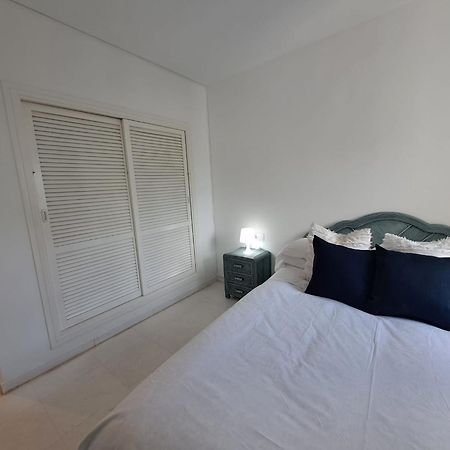 Luminous Apartment In Playas Del Duque , Puerto Banus By Holidays & Home マルベーリャ エクステリア 写真